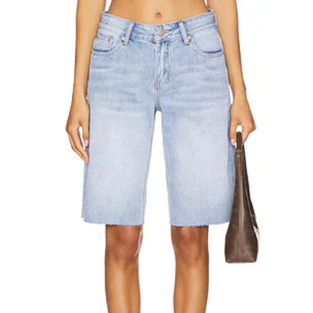 Superdown Karolina Light Denim Wash Shorts. BNWT.